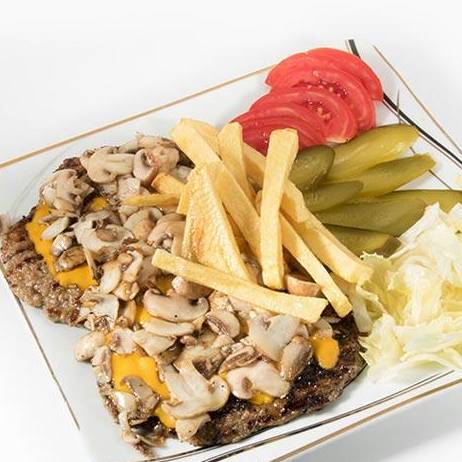 خوراک همبرگر و قارچ پرسی